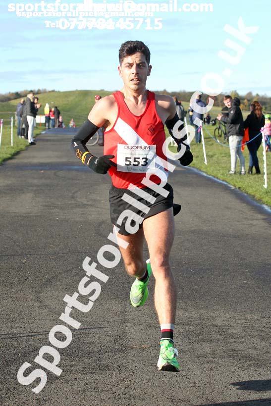 Senior men and women, Heaton Memorial 10k Road Race, Town Moor, Newcastle.  Photo: David T. Hewitson/Sports for All Pics